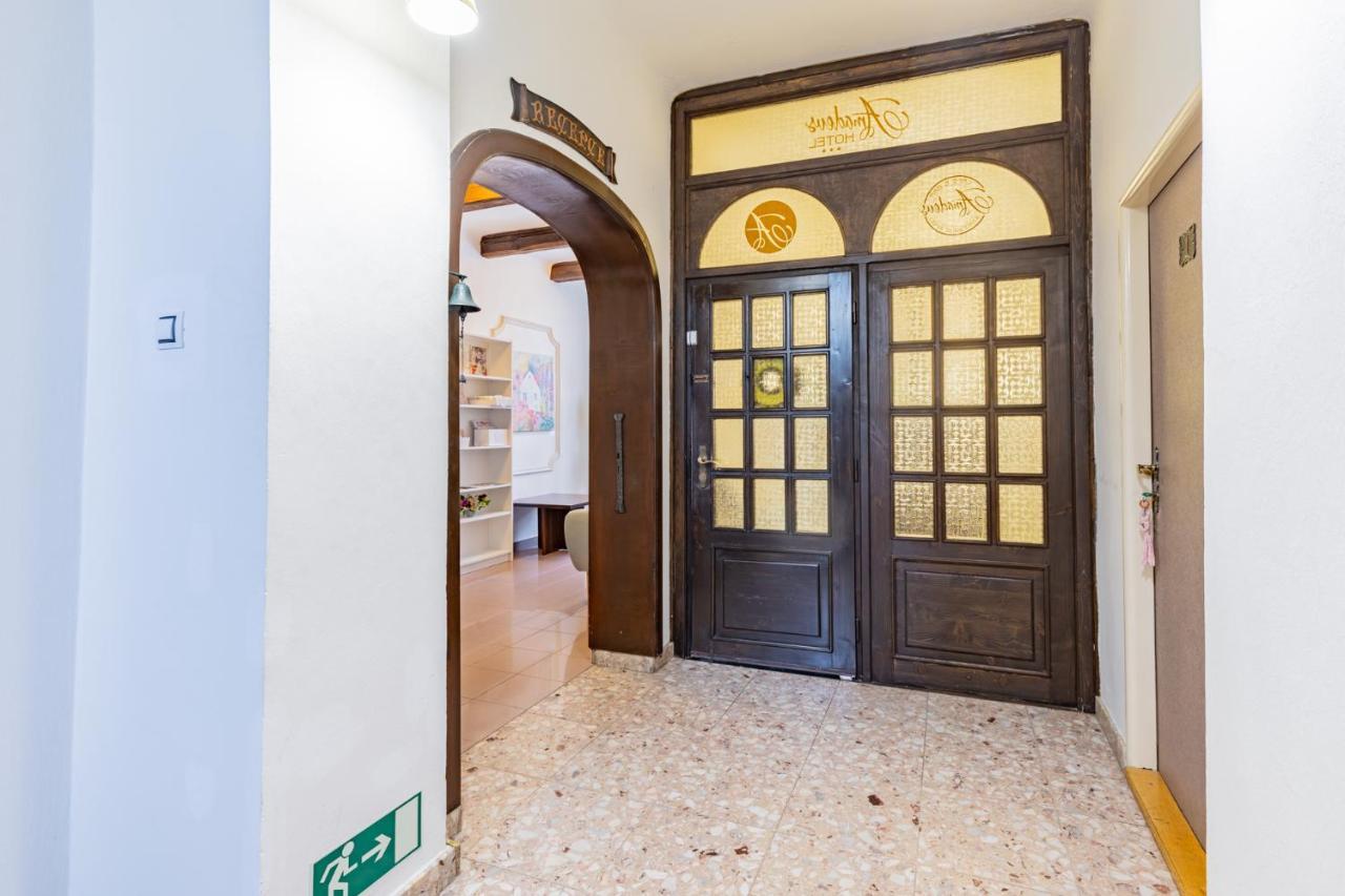 Hotel Amadeus Ceske Budejovice Exterior foto